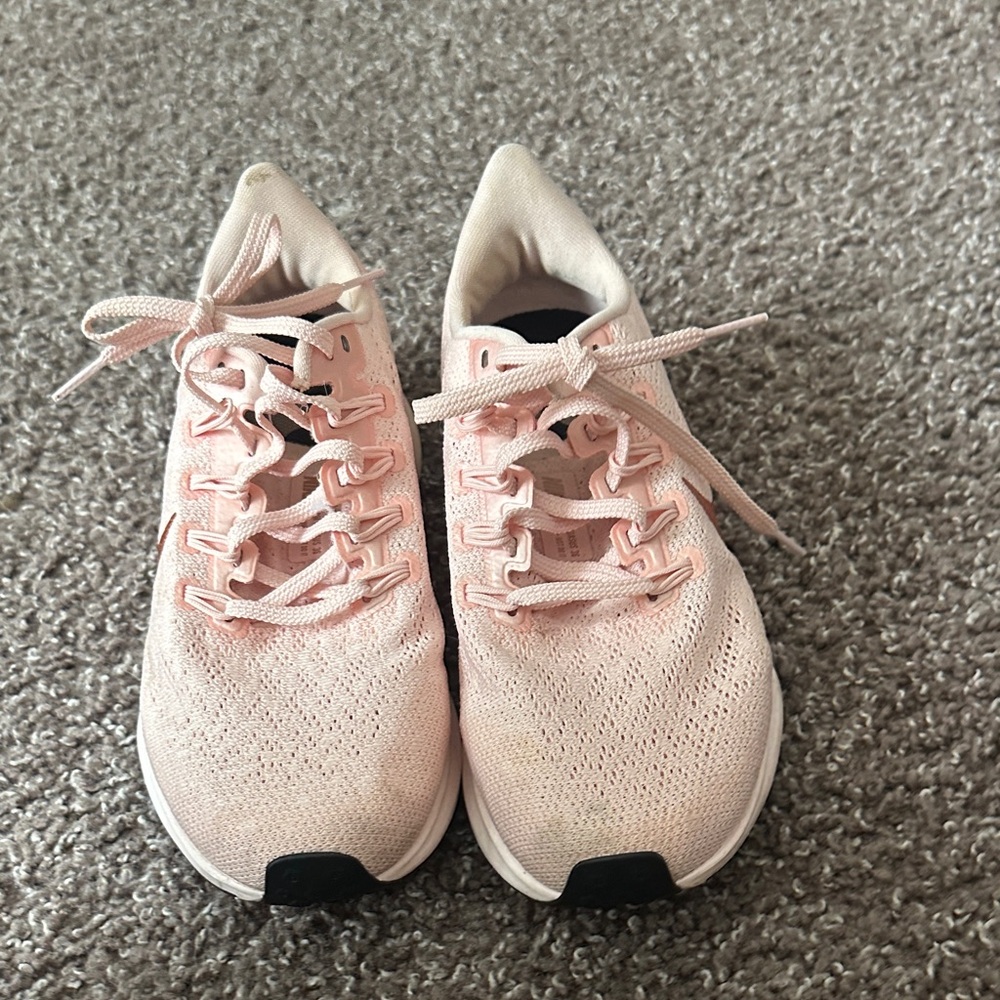 Nike Zoom Women's Light Pink Shoes